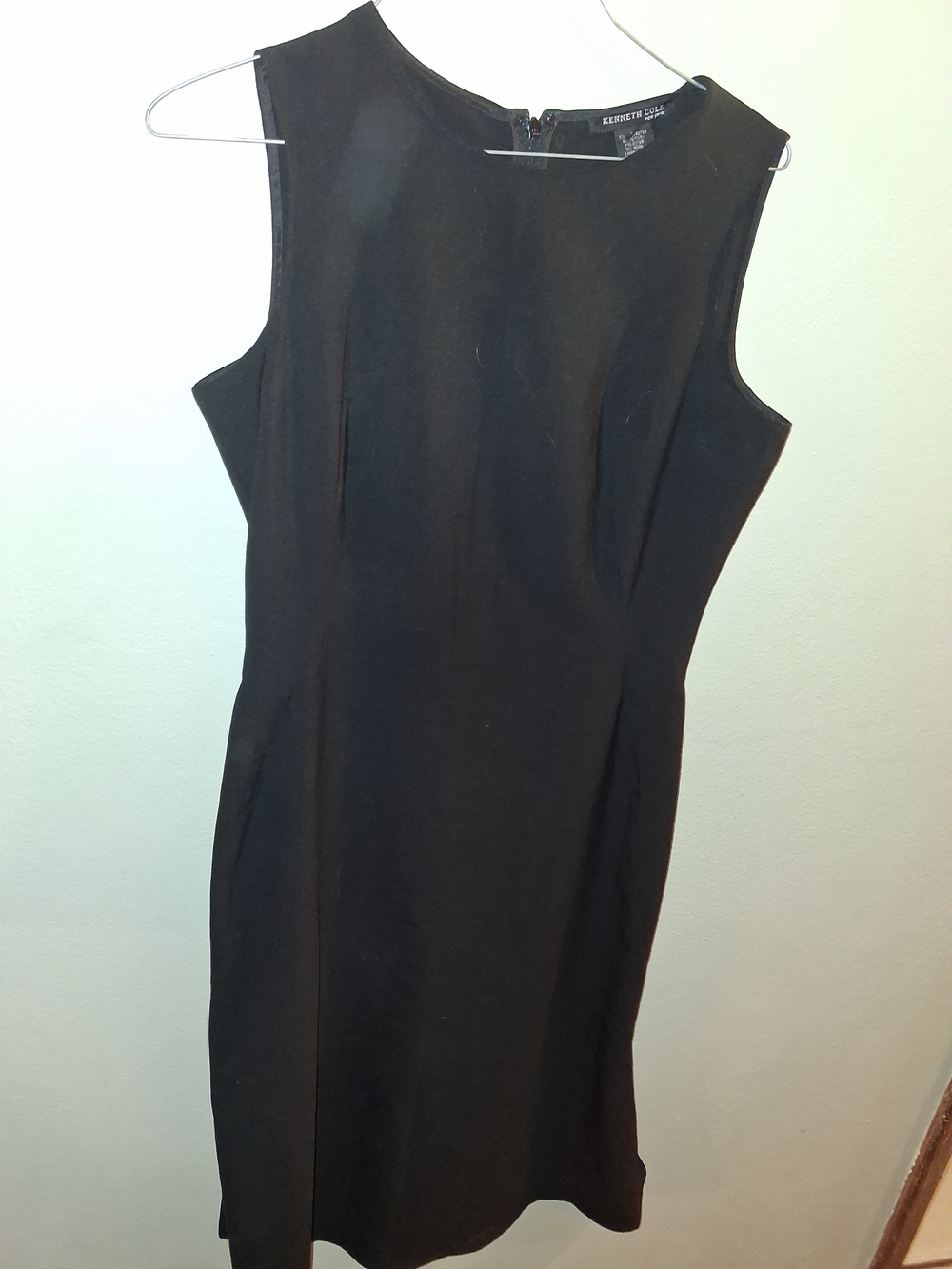 Kenneth Cole New York Black Sleeveless Midi Sheath Dress